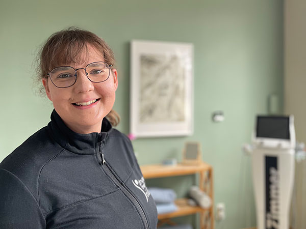 Theresa aus dem Team der Physiotherapie Seidler
